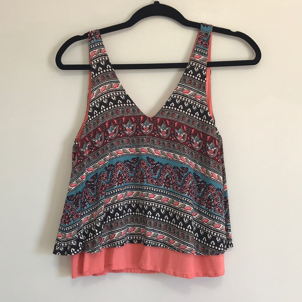 tribal pattern top - Picture 2 of 3